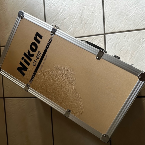 Nikon AF-S NIKKOR 600mm f/4G ED VR Lens - Picture 1 of 8